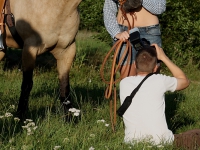 Fotoshooting mit Model und Pferd