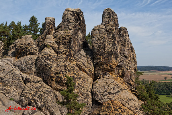 Teufelsmauer Harz bein Blankenburg Hamburger Wappen