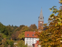 Blick zur Kirche in Friedrichsbrunn Harz