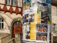 Litfaßsäule in der Weltkulturerbestadt Quedlinburg