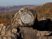 Blick in das Bodetal vom Hexentanzplatz mit herbstlicher laubfärbung